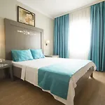 Sky Nova & بودروم