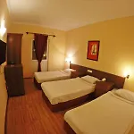 Hotel Sky Nova & 3*