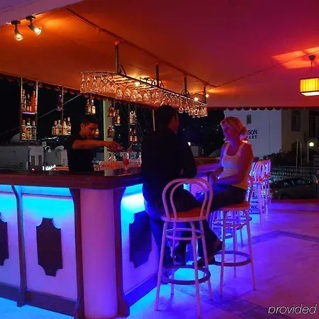 Hotel Sky Nova &