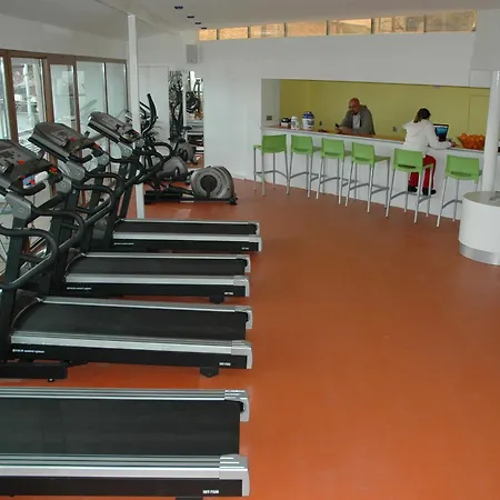 Hotell Sky Nova & 3*