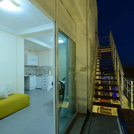 Sky Nova & Hotel 3*