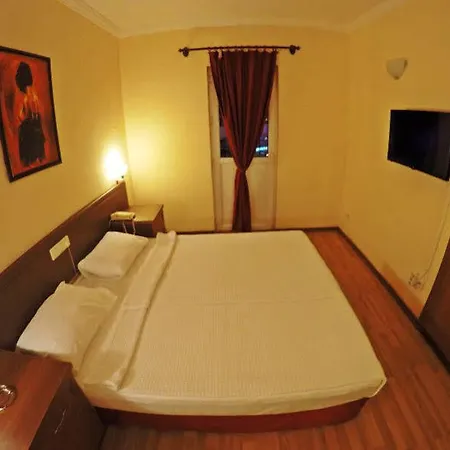 Hotel Sky Nova & 3*